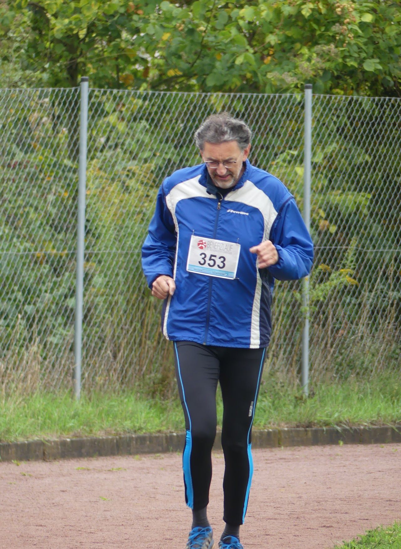 Bild vom 13. Benefizlauf im Jahr 2022. Dies ist das 270. Bild.